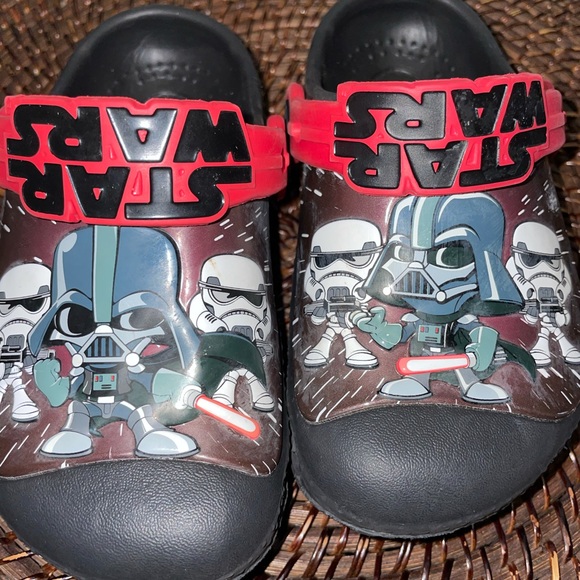 Star Wars crocs children’s size 8 - Picture 5 of 9